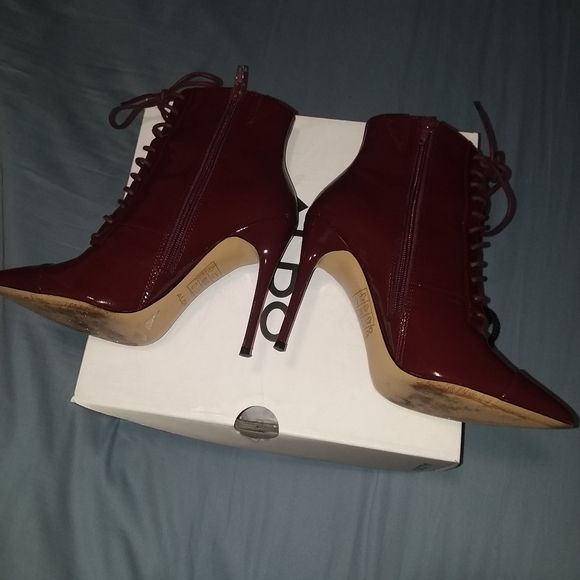 Laced up booties - Picture 5 of 7